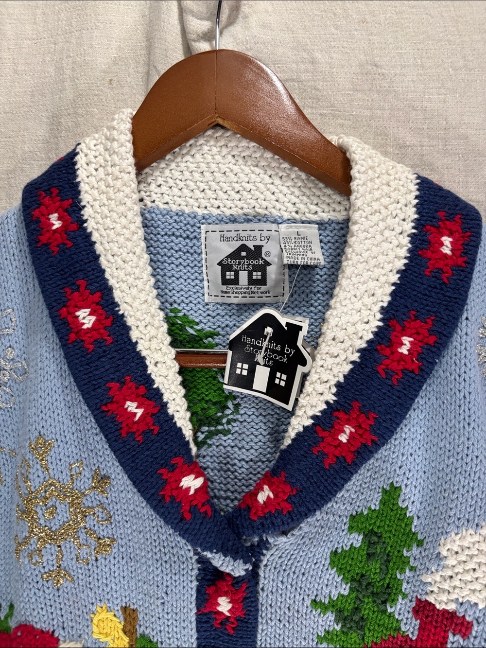 NWT Vintage Storybook Knits Christmas Sweater Cardigan Santa Scenic Large - Picture 6 of 13